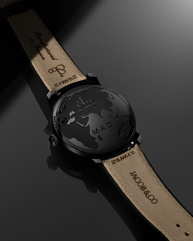 MAD Paris - Stacked from 32 images. method=b (r=4,s=8)